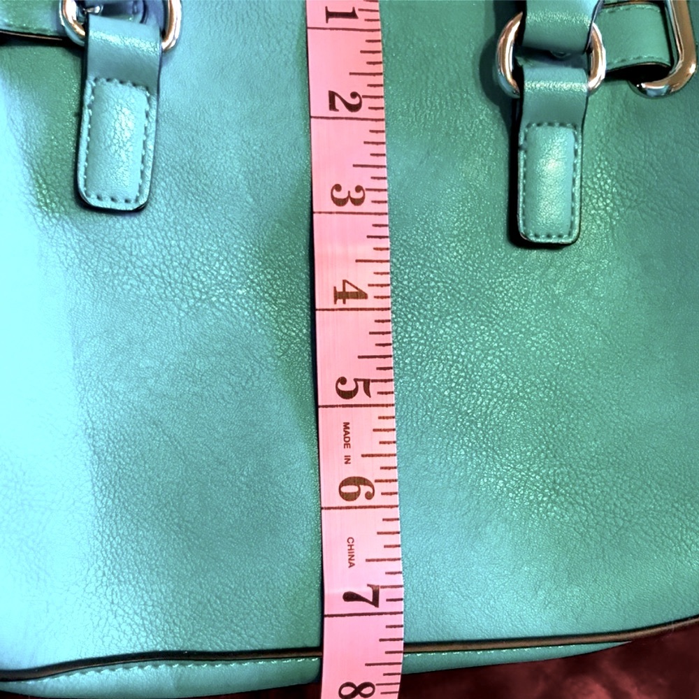 Charming Charlie Turquoise Small to Medium Shoulder Bag Handbag - Picture 5 of 7